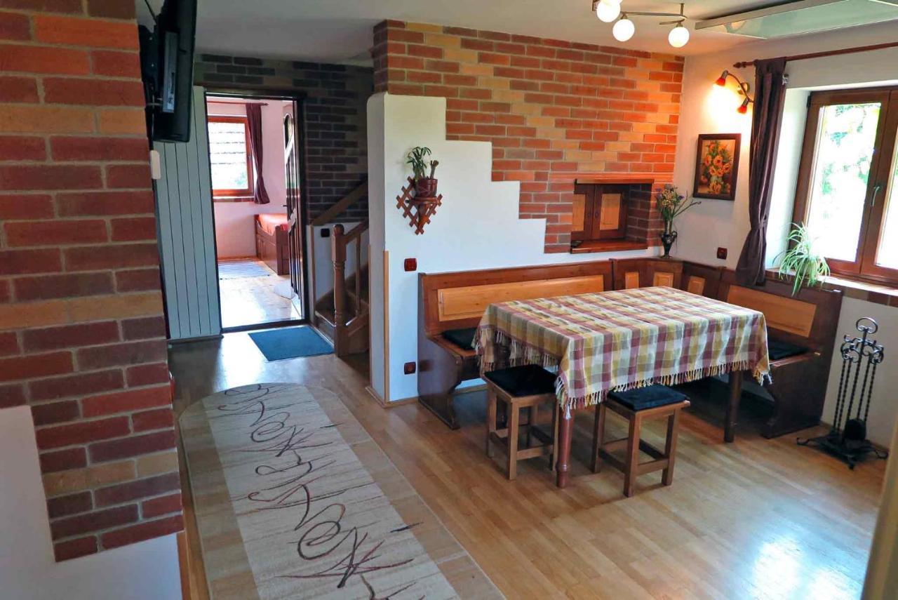 Casa Zollo Apartment Sălişte Екстериор снимка