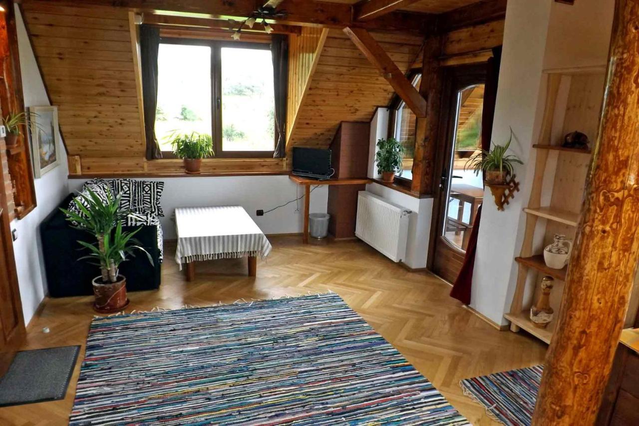 Casa Zollo Apartment Sălişte Екстериор снимка