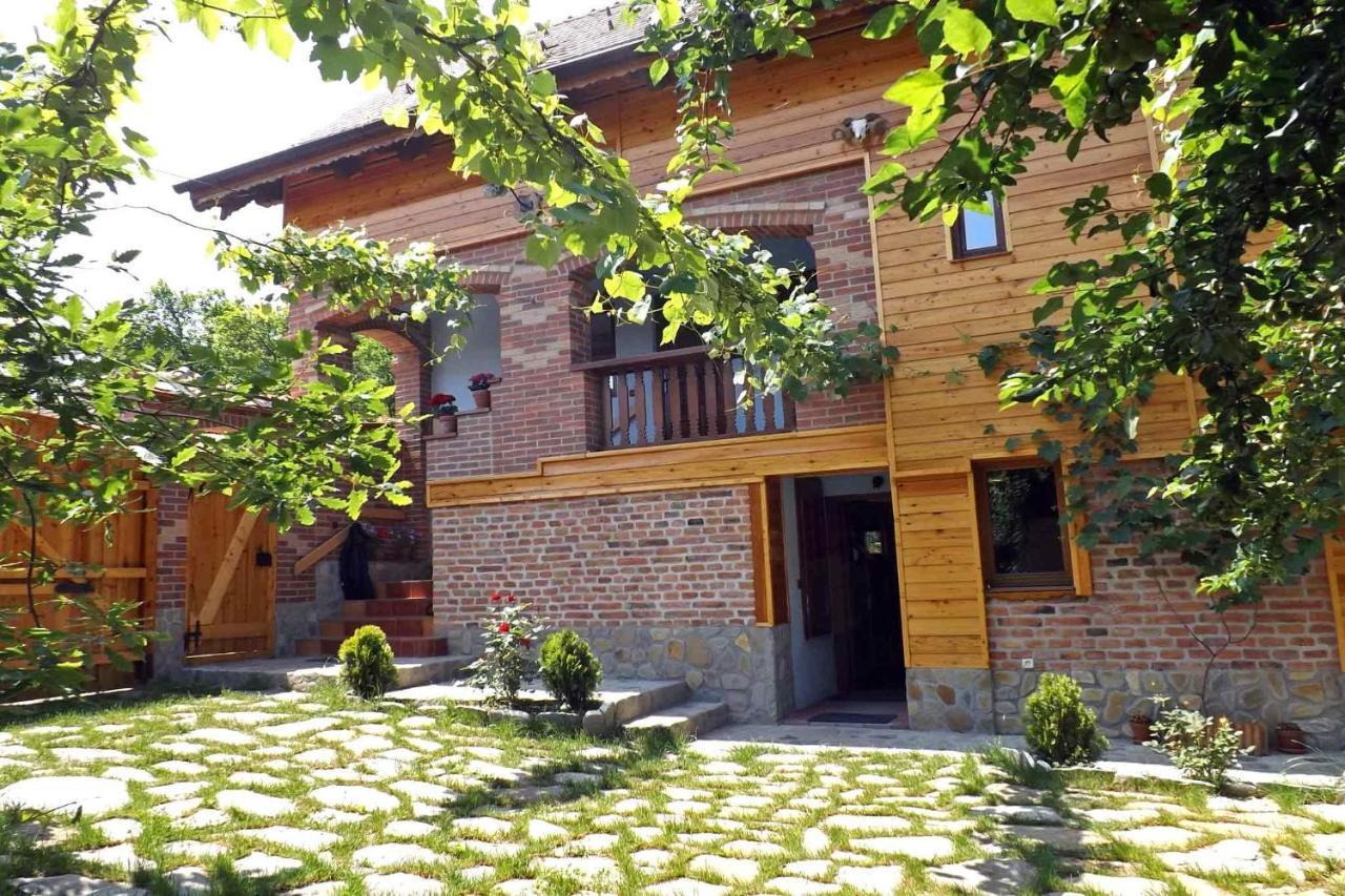 Casa Zollo Apartment Sălişte Екстериор снимка