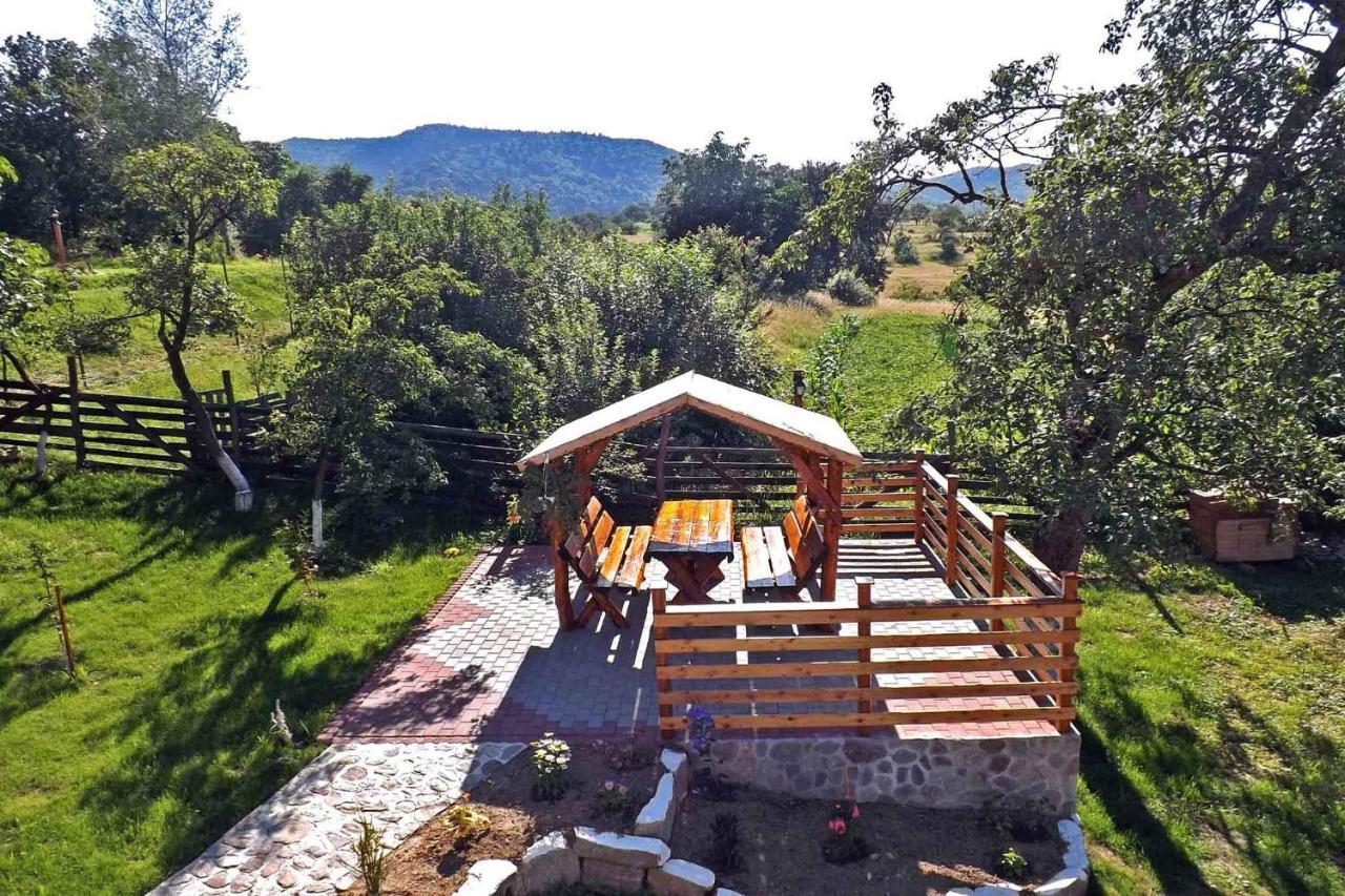 Casa Zollo Apartment Sălişte Екстериор снимка