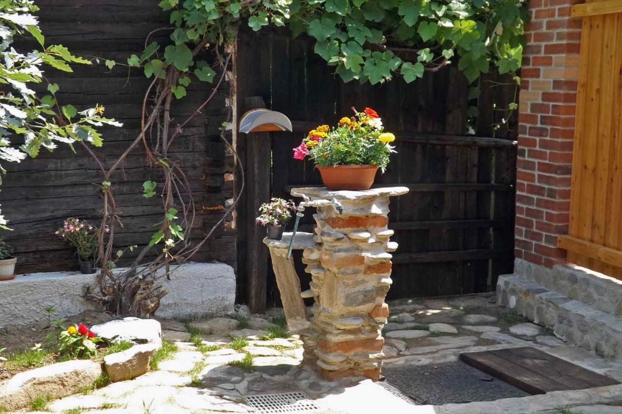Casa Zollo Apartment Sălişte Екстериор снимка