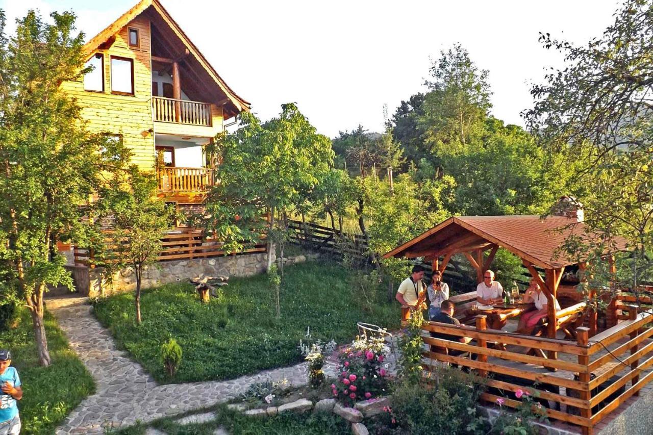 Casa Zollo Apartment Sălişte Екстериор снимка