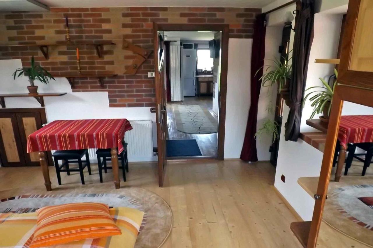 Casa Zollo Apartment Sălişte Екстериор снимка