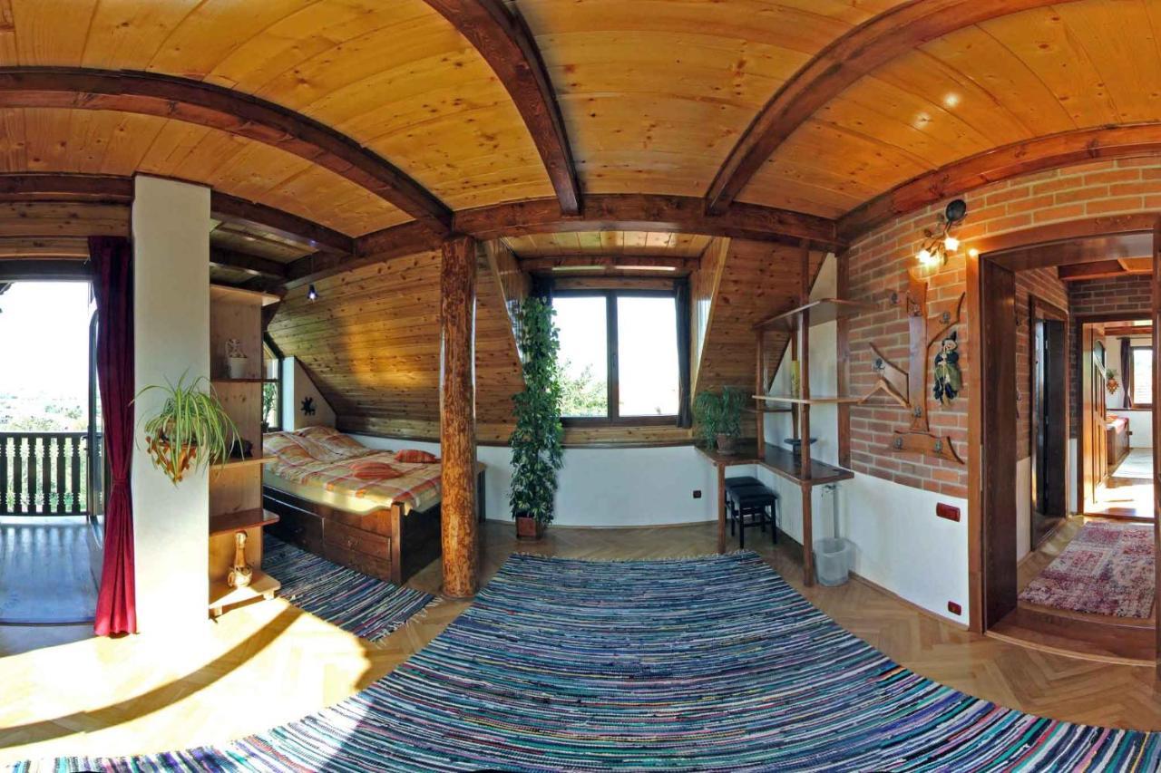Casa Zollo Apartment Sălişte Екстериор снимка