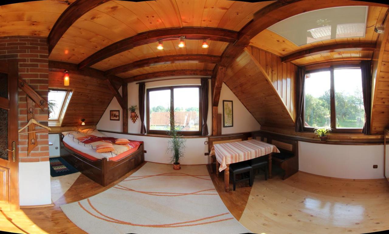 Casa Zollo Apartment Sălişte Екстериор снимка